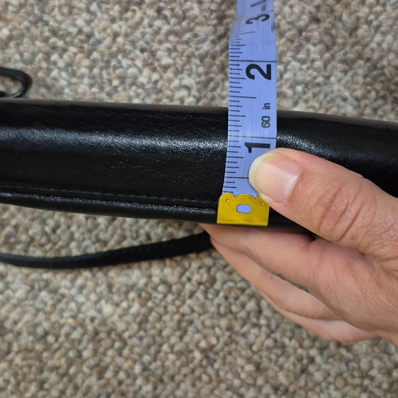 The Sak Black Crossbody Wallet/Purse EUC - Picture 6 of 8